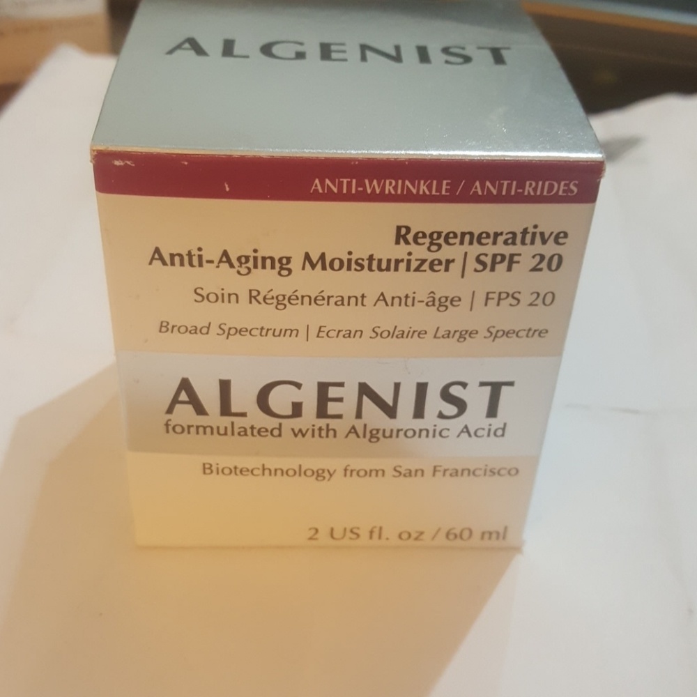 Algenist Regenerative Anti-aging Moisturizer SPF20